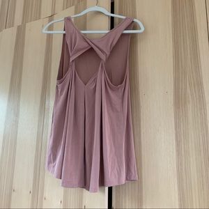 HP🎉Tart twisted strap keyhole Stevie tank